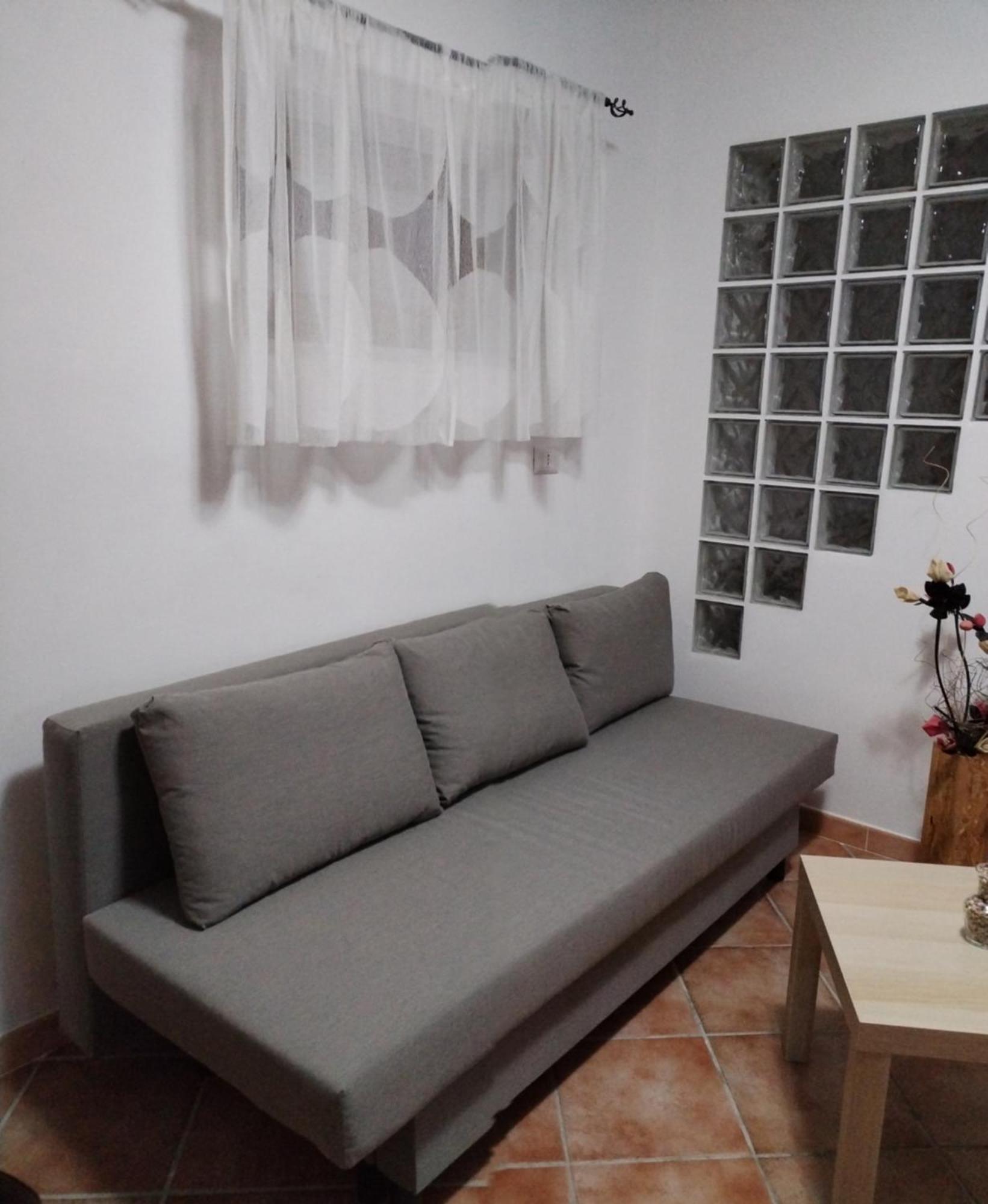 Appartamento L'Ulivo Бранкалеоне Марина Екстериор снимка