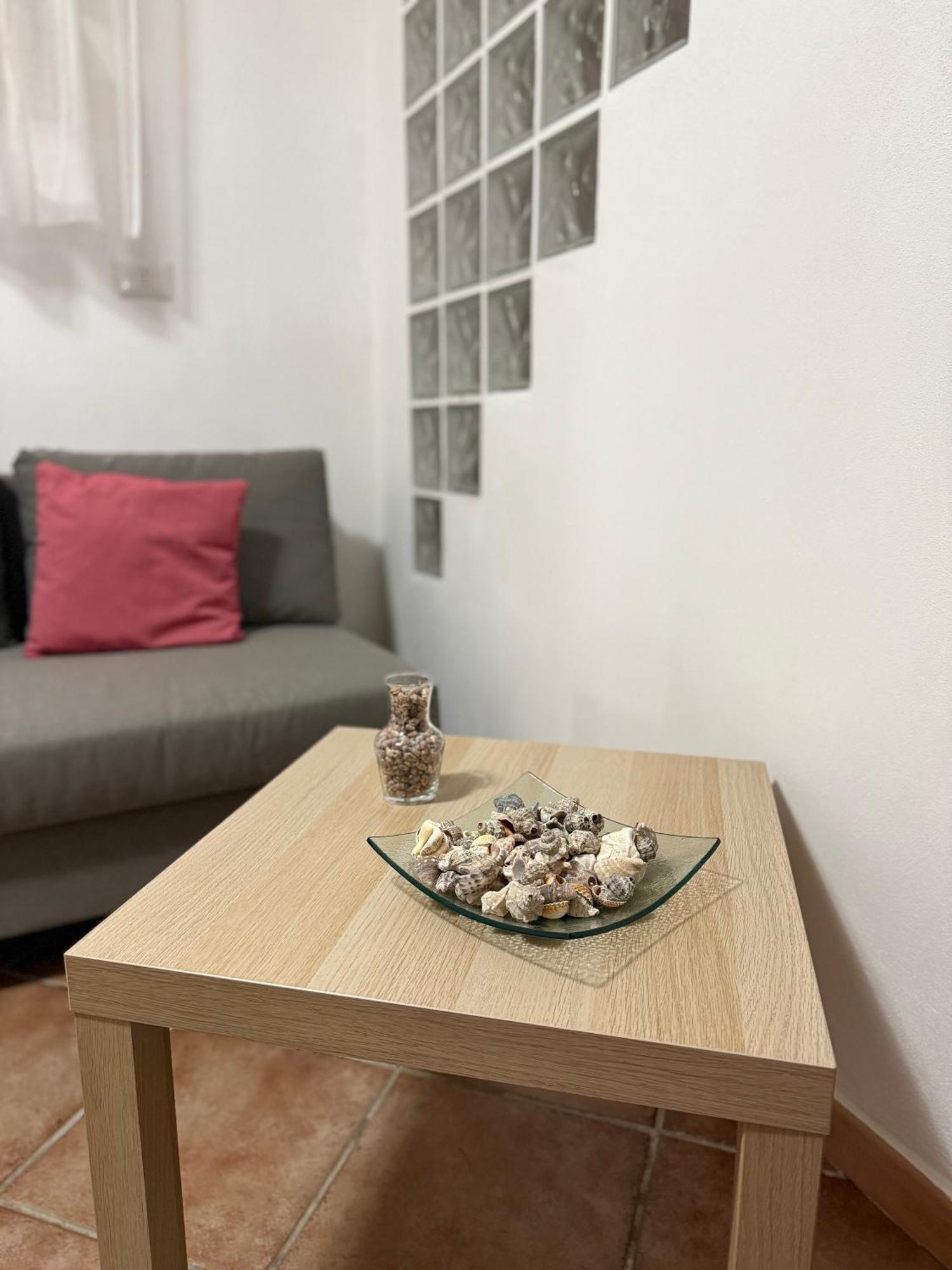 Appartamento L'Ulivo Бранкалеоне Марина Екстериор снимка